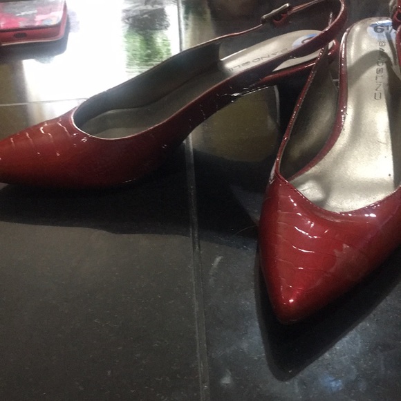 Short heels - Picture 2 of 2